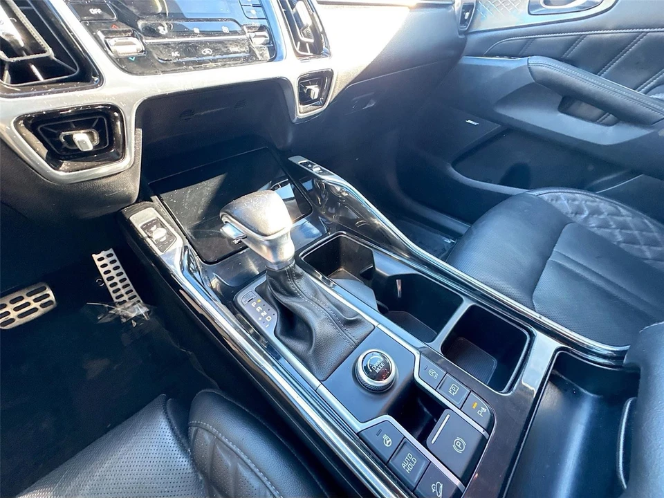 2022 Kia Sorento - Image 17 of 21