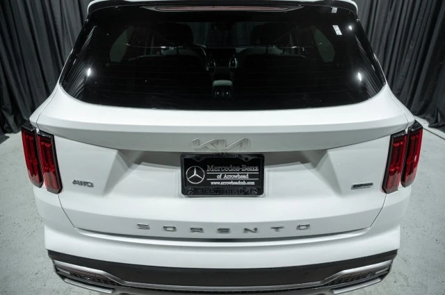 2022 Kia Sorento - Image 6 of 12