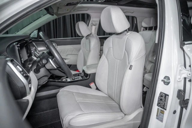 2022 Kia Sorento - Image 11 of 12