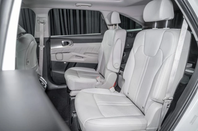 2022 Kia Sorento - Image 12 of 12