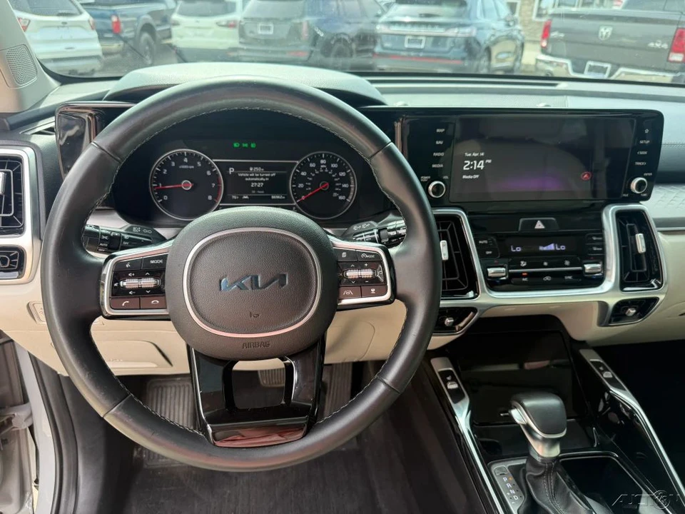 2022 Kia Sorento - Image 19 of 21