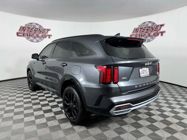 2022 Kia Sorento - Image 5 of 21