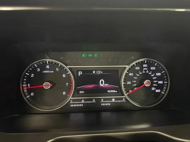 2022 Kia Sorento - Image 14 of 21