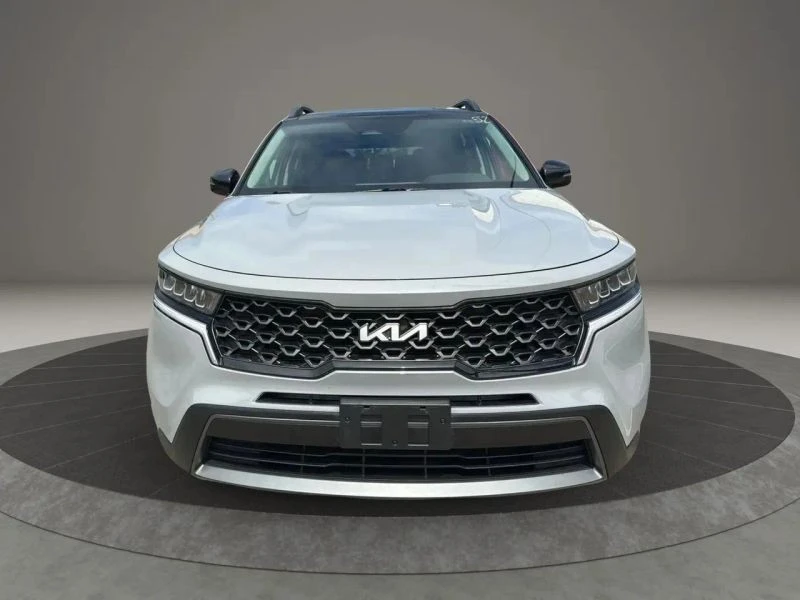 2022 Kia Sorento - Image 2 of 12