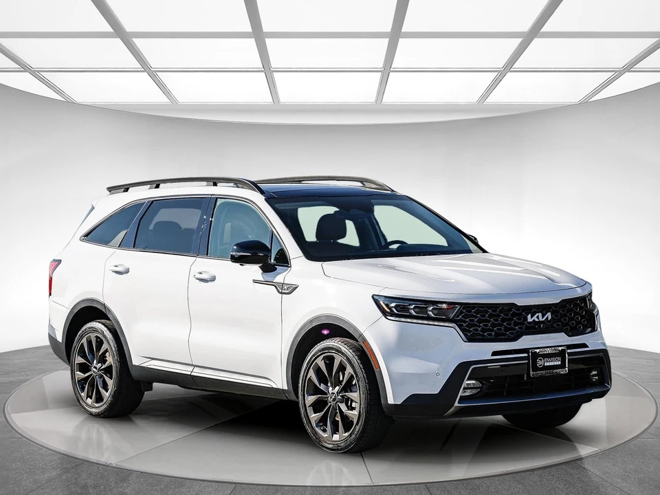 2022 Kia Sorento - Image 5 of 12