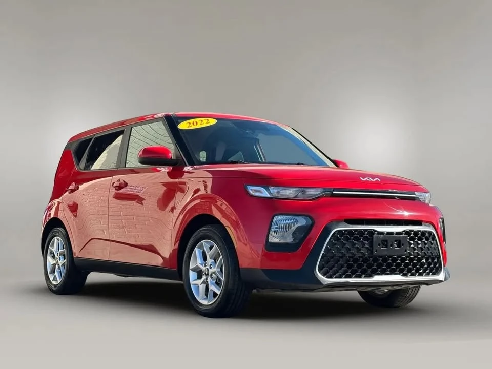 2022 Kia Soul - Image 8 of 20