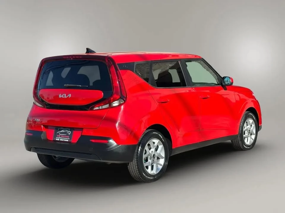 2022 Kia Soul - Image 15 of 20