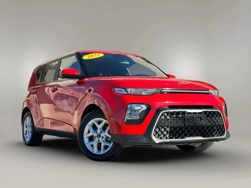 2022 Kia Soul - Image 2 of 20
