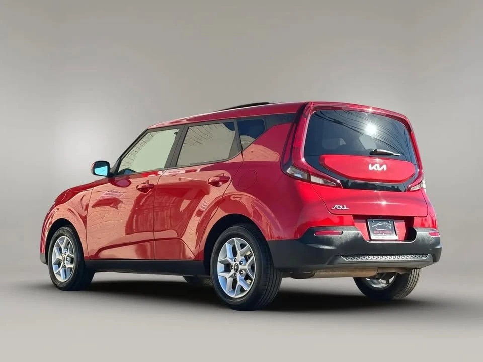 2022 Kia Soul - Image 12 of 20