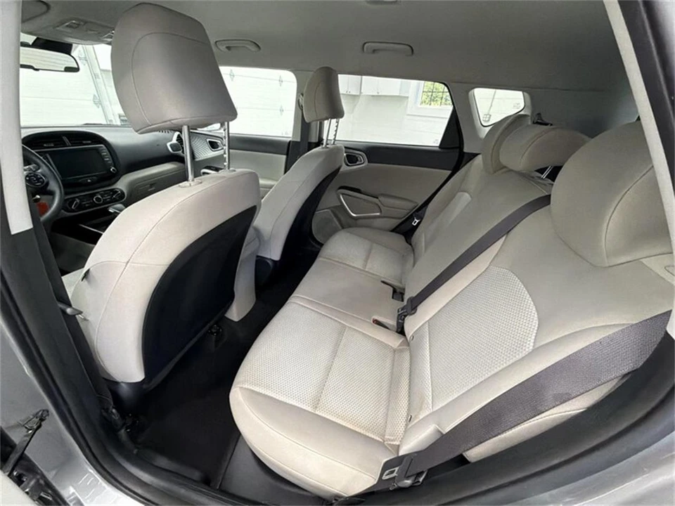 2022 Kia Soul - Image 12 of 16