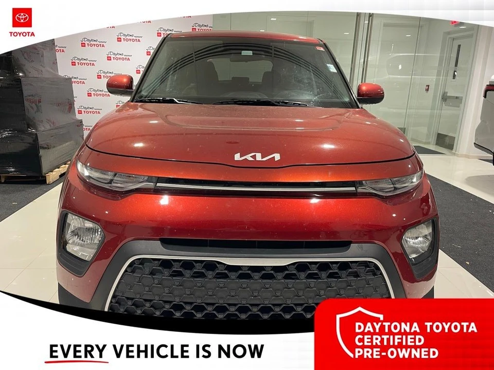 2022 Kia Soul - Image 2 of 10