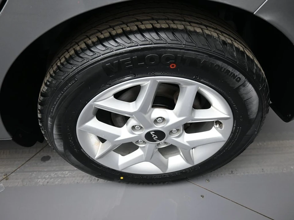 2022 Kia Soul - Image 15 of 21