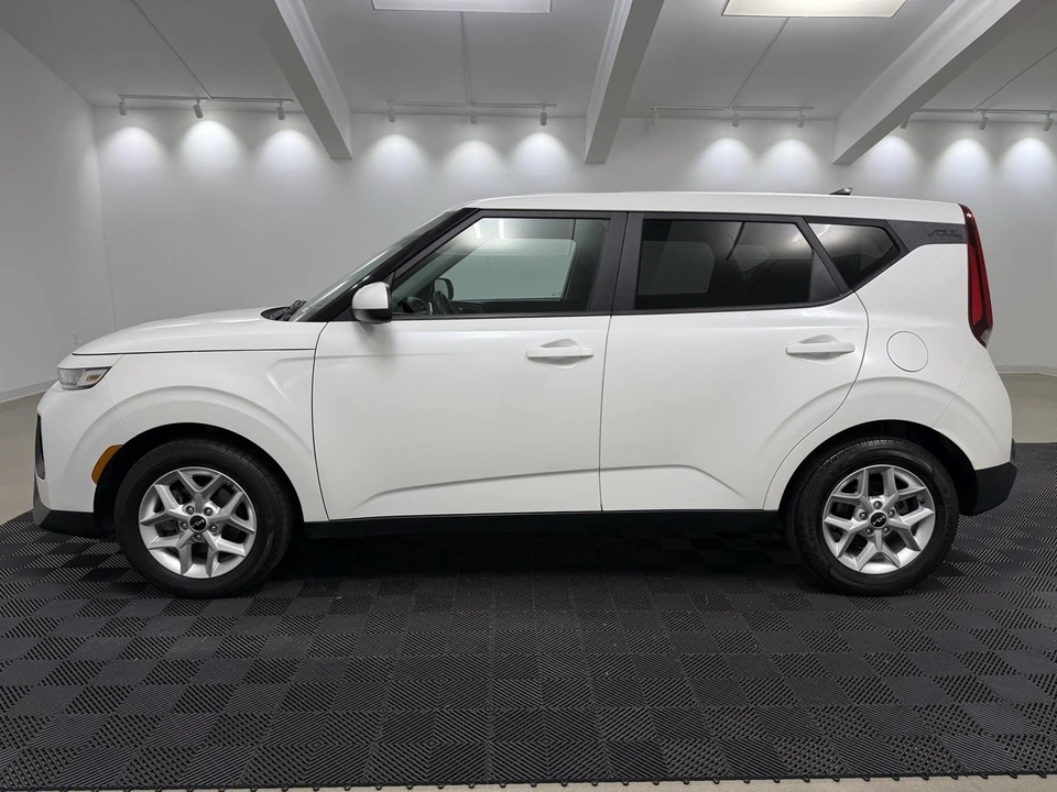 2022 Kia Soul - Image 4 of 21