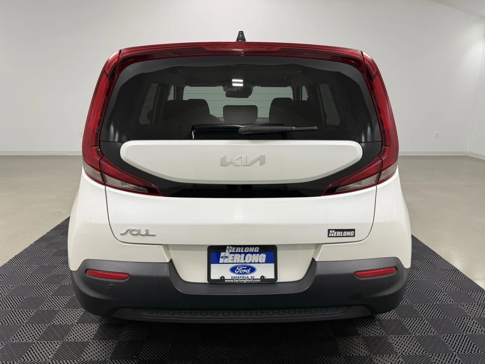 2022 Kia Soul - Image 6 of 21