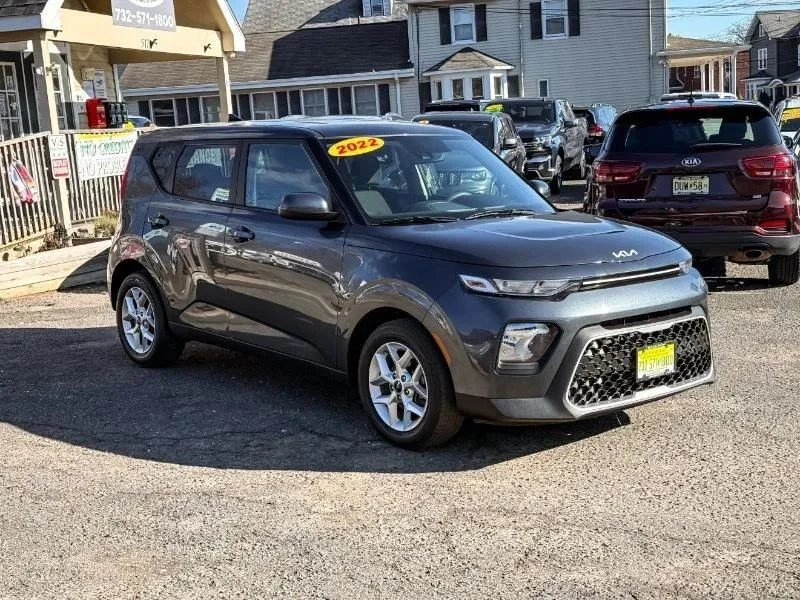 2022 Kia Soul - Image 3 of 12