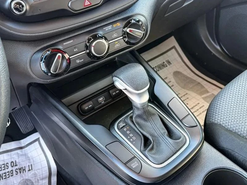 2022 Kia Soul - Image 11 of 12