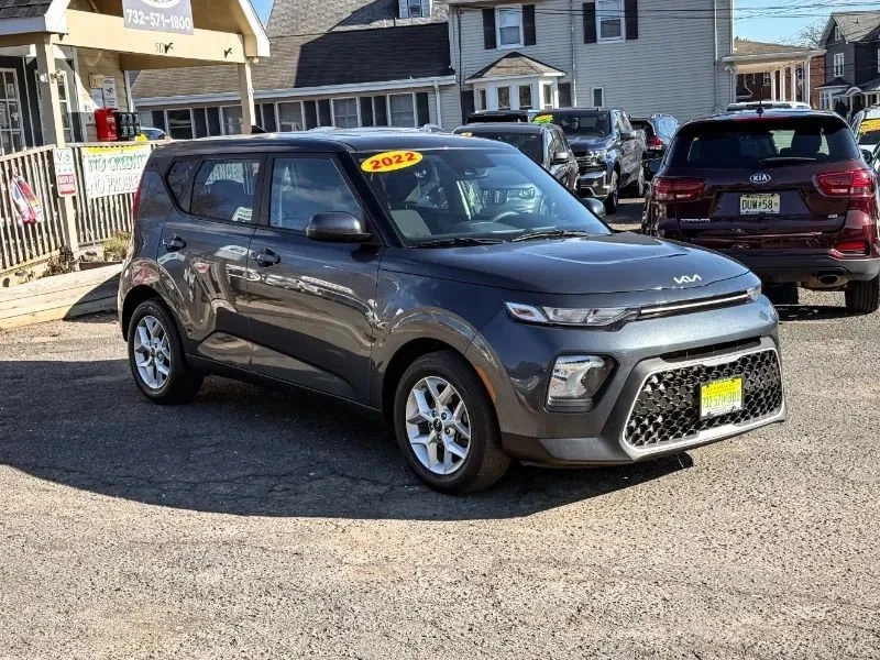 2022 Kia Soul - Image 3 of 12