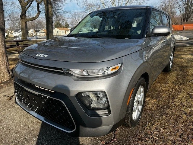 2022 Kia Soul - Image 5 of 20
