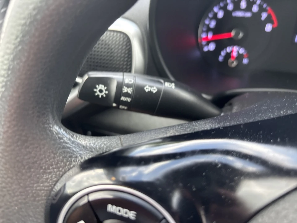 2022 Kia Soul - Image 31 of 31