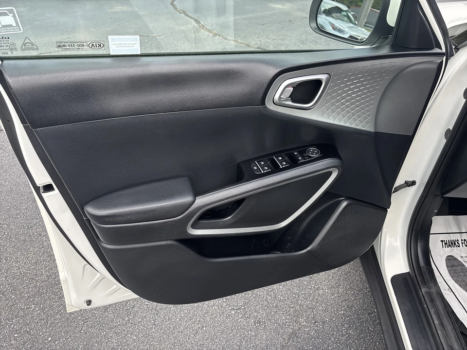 2022 Kia Soul - Image 12 of 12