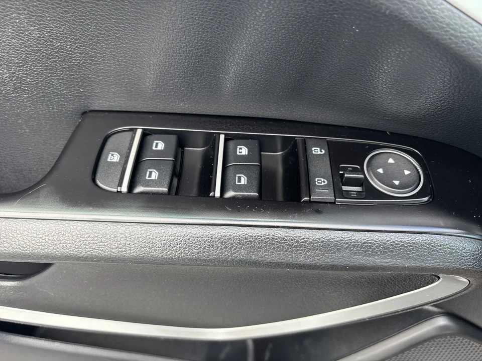 2022 Kia Soul - Image 25 of 31