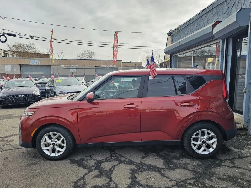 2022 Kia Soul - Image 5 of 12