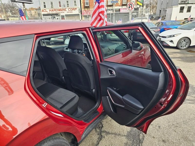 2022 Kia Soul - Image 12 of 12