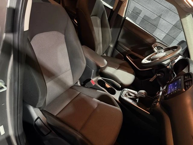 2022 Kia Soul - Image 14 of 21