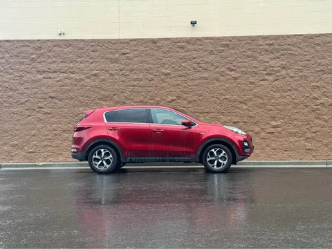 2022 Kia Sportage - Image 3 of 8