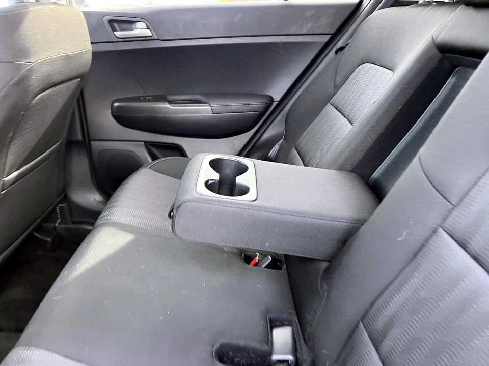 2022 Kia Sportage - Image 12 of 29