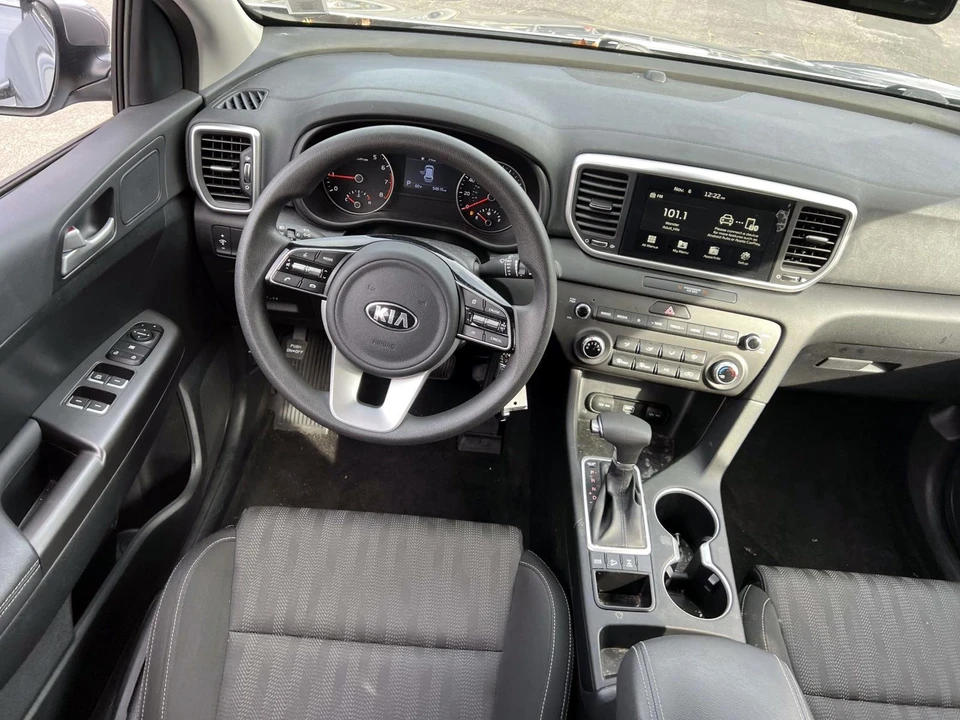 2022 Kia Sportage - Image 14 of 29