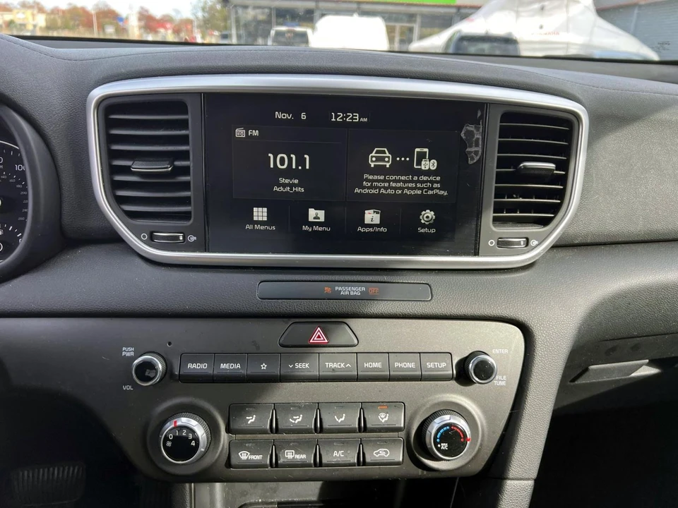 2022 Kia Sportage - Image 20 of 29