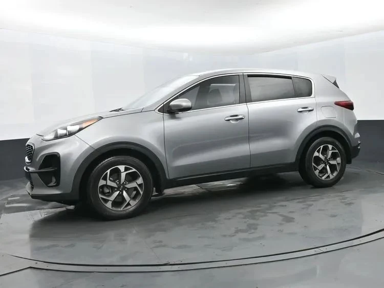 2022 Kia Sportage - Image 5 of 12