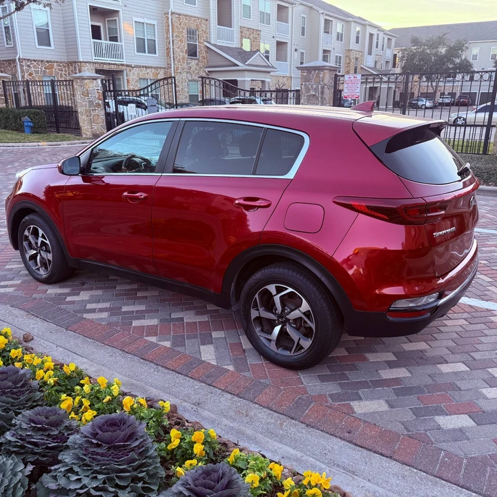 2022 Kia Sportage - Image 10 of 21