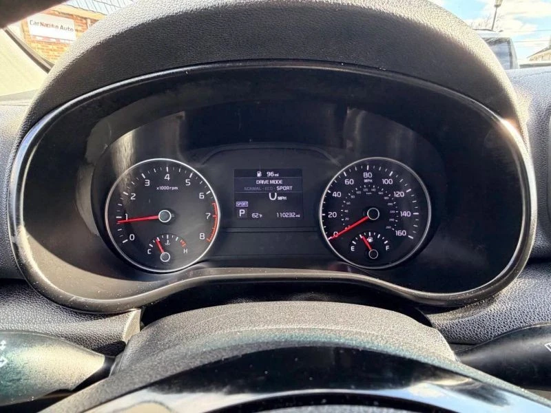 2022 Kia Sportage - Image 9 of 12