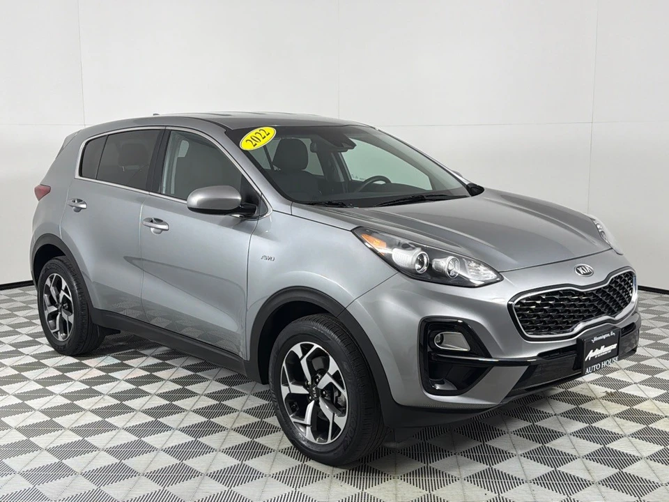 2022 Kia Sportage - Image 3 of 12