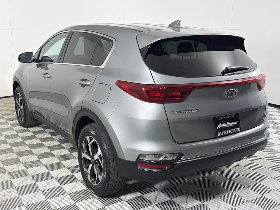 2022 Kia Sportage - Image 7 of 12