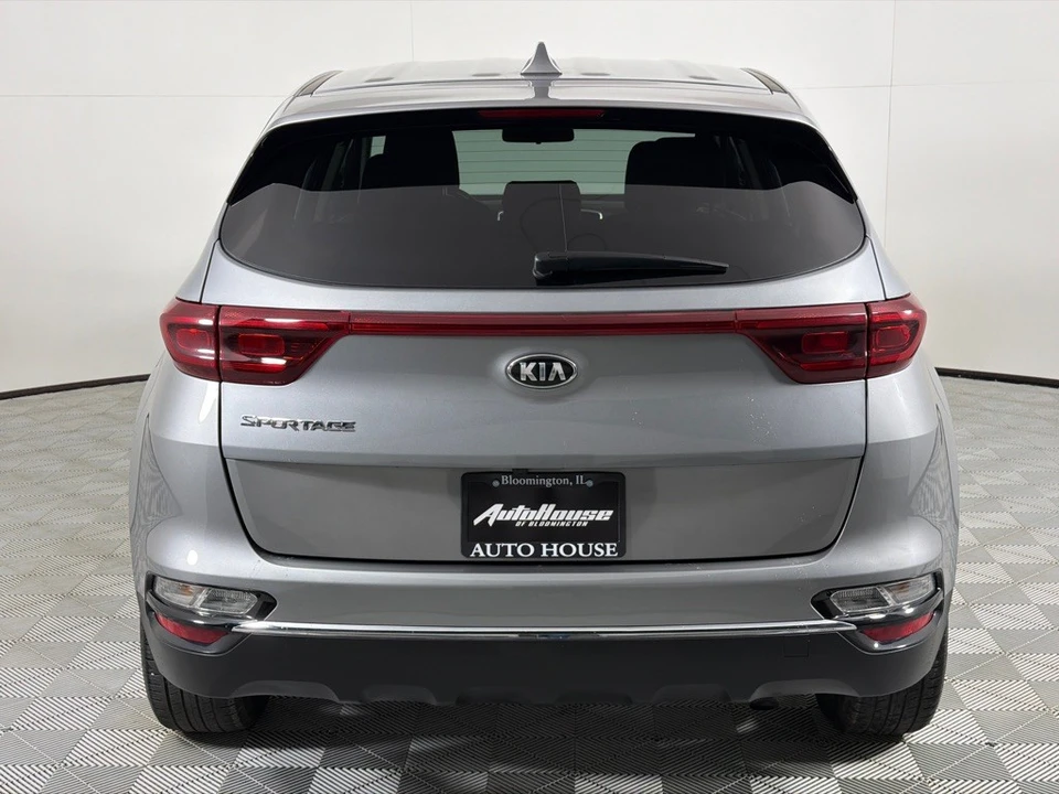 2022 Kia Sportage - Image 6 of 12