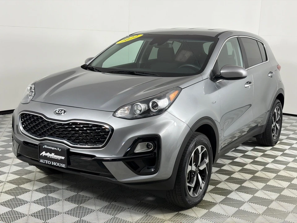 2022 Kia Sportage - Image 10 of 12