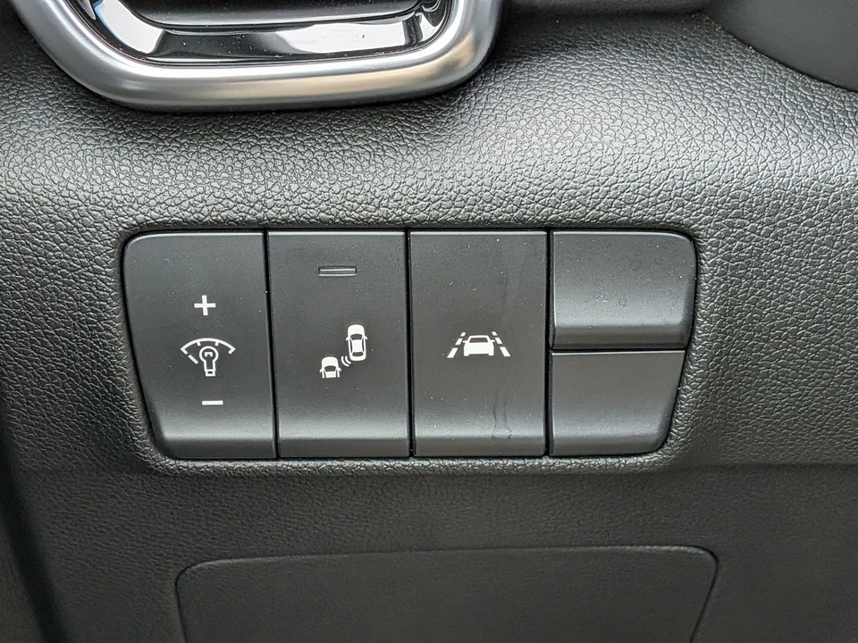 2022 Kia Sportage - Image 19 of 21