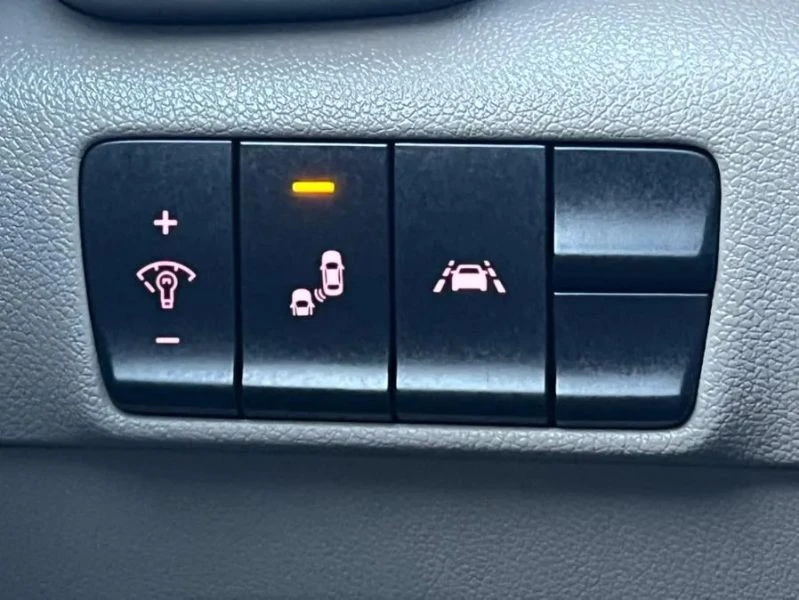 2022 Kia Sportage - Image 8 of 12