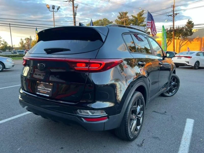 2022 Kia Sportage - Image 5 of 12