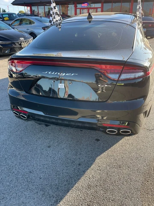 2022 Kia Stinger - Image 4 of 7