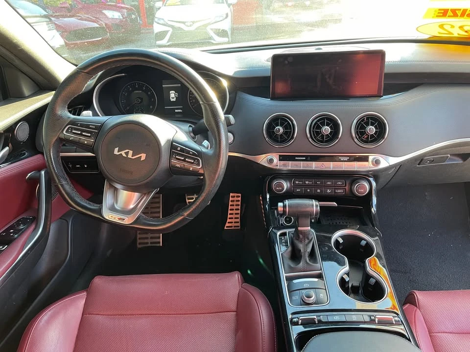 2022 Kia Stinger - Image 5 of 7