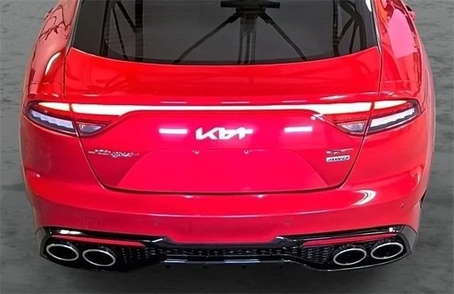 2022 Kia Stinger - Image 4 of 4