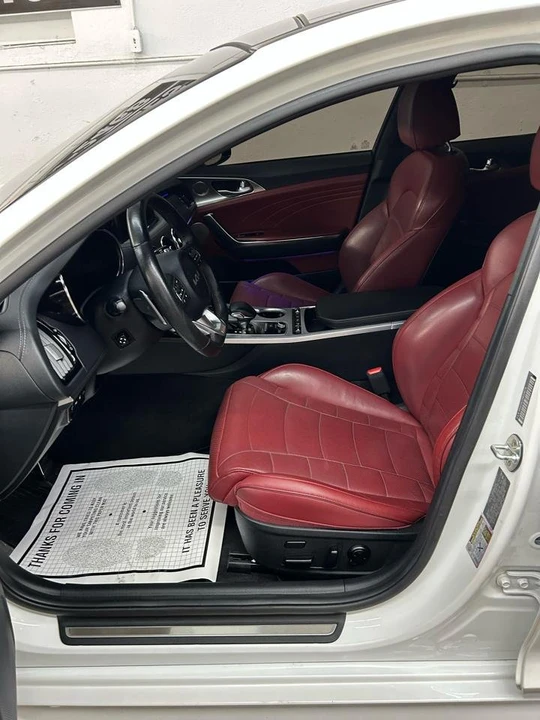2022 Kia Stinger - Image 13 of 20