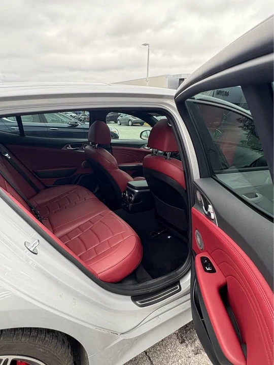 2022 Kia Stinger - Image 9 of 9