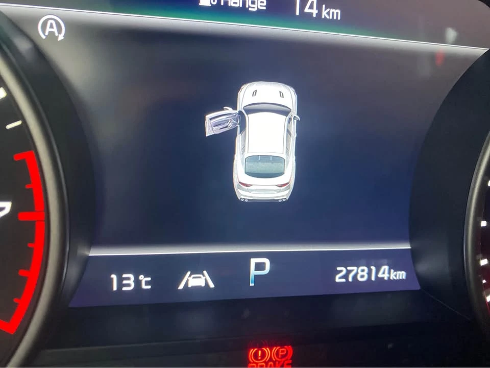 2022 Kia Stinger - Image 17 of 21