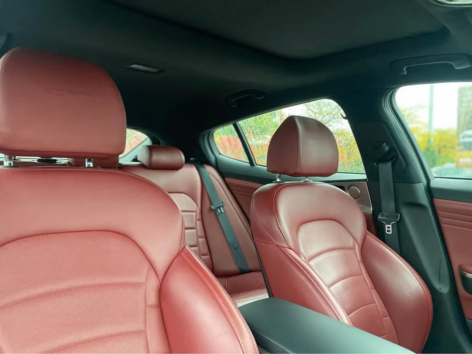 2022 Kia Stinger - Image 11 of 21