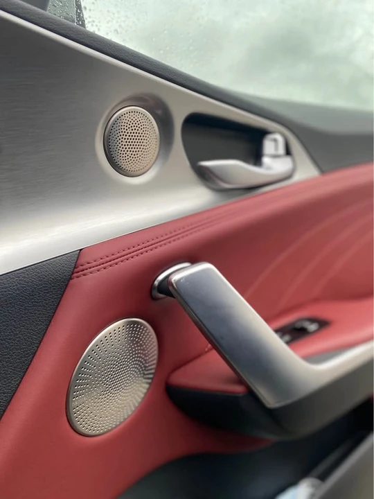 2022 Kia Stinger - Image 10 of 21